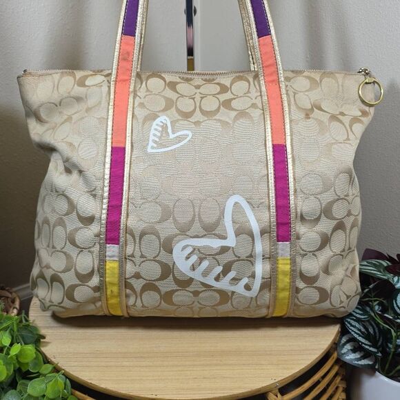 Coach RARE Poppy Graffiti Applique Glam Tote - Picture 9 of 16